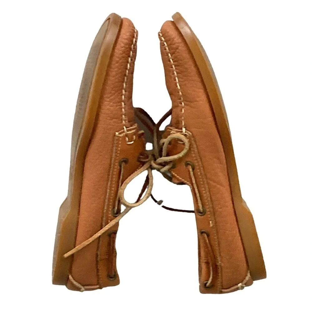 Dooney & Bourke Chestnut Pebbled Leather Boat Shoes Sz 8-8.5